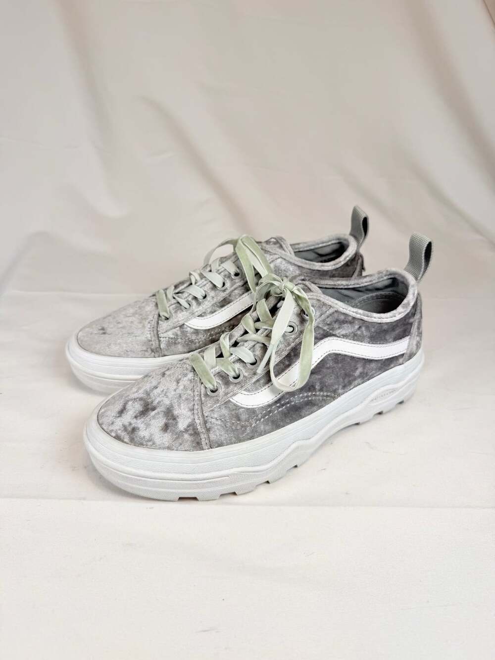 Vans Womens Platforms Sentry Old Skool WC Crushed Velvet Silver White Skate Shoe